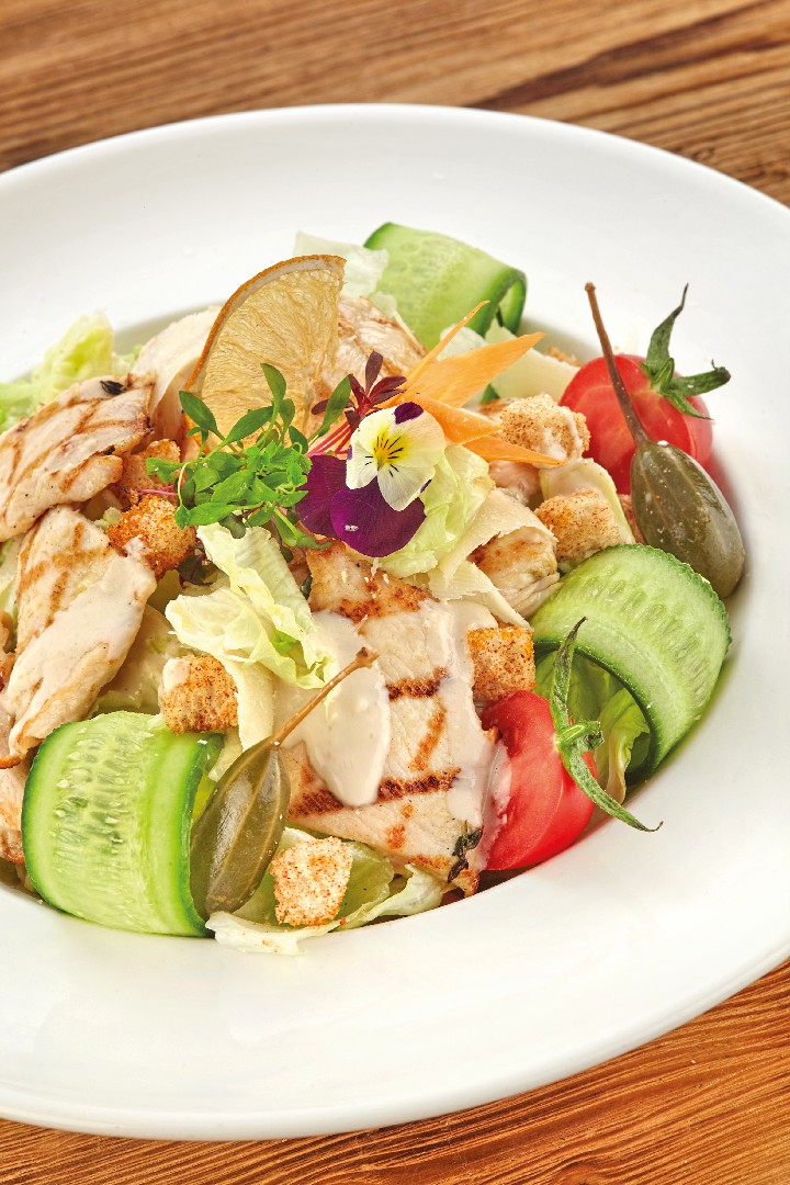 Tavuklu Sezar Salata